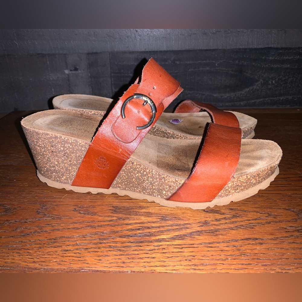 Yokomo women’s leather cork wedges sandals size 8